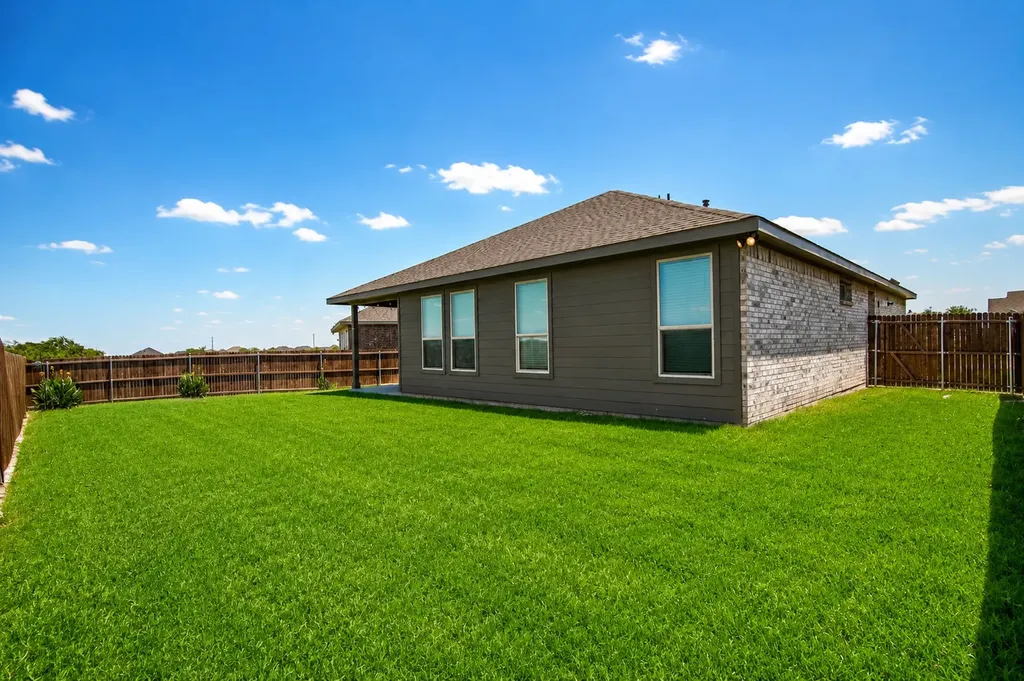 1804 Mensa Drive Haslet TX 76052