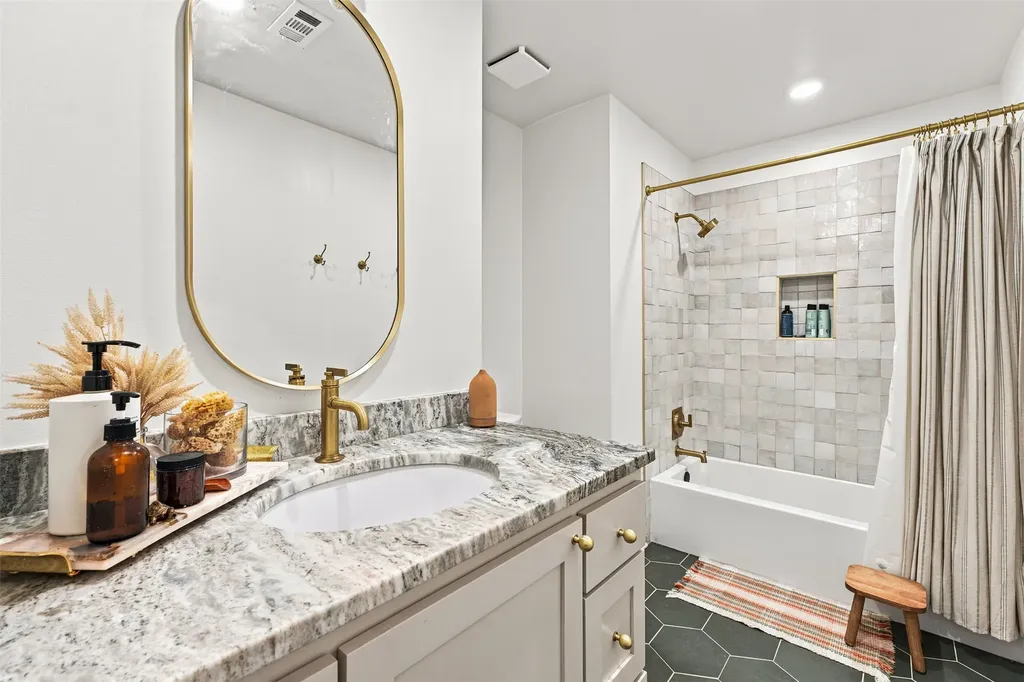 3103 Mockingbird Lane Moody TX 76557
