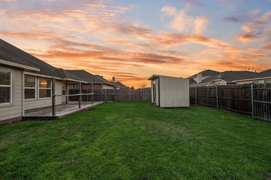500 Crescent Creek Lane Fort Worth TX 76140