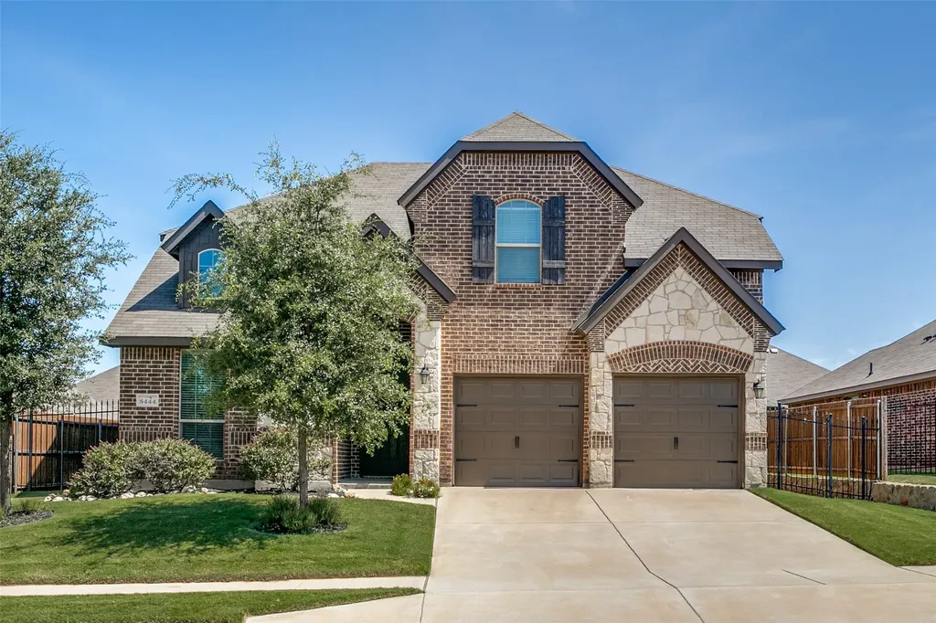 5444 Strong Stead Drive Fort Worth TX 76123
