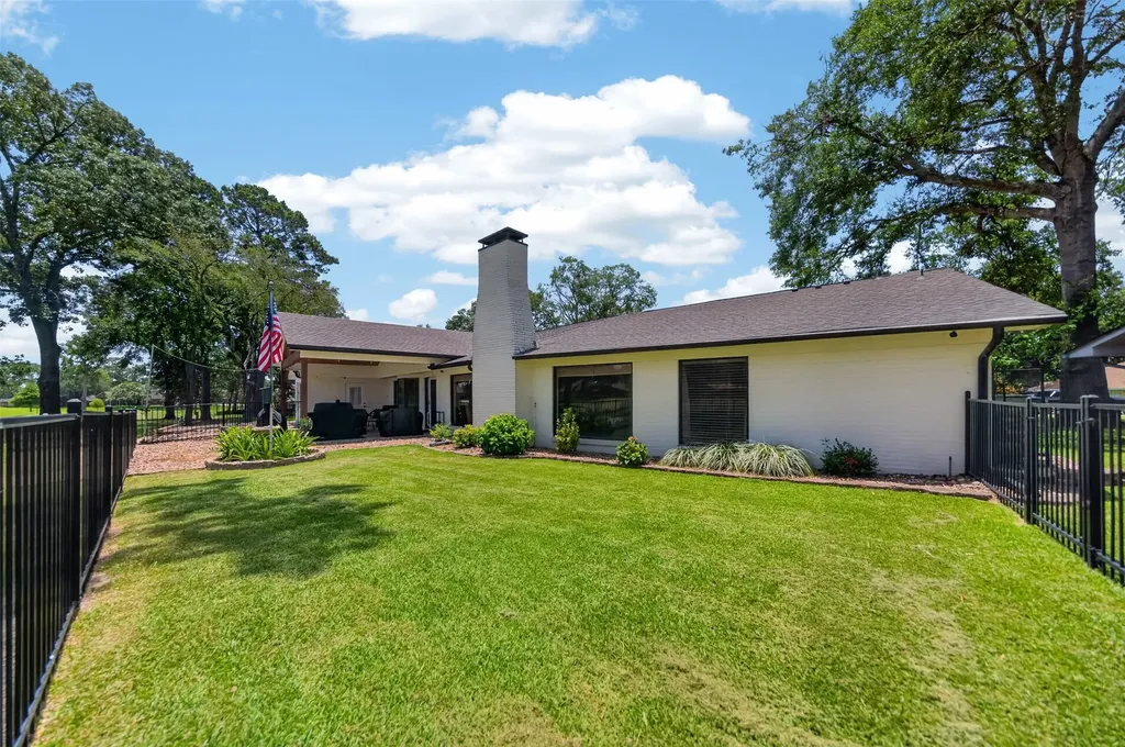 102 Monticello Lane Bullard TX 75757