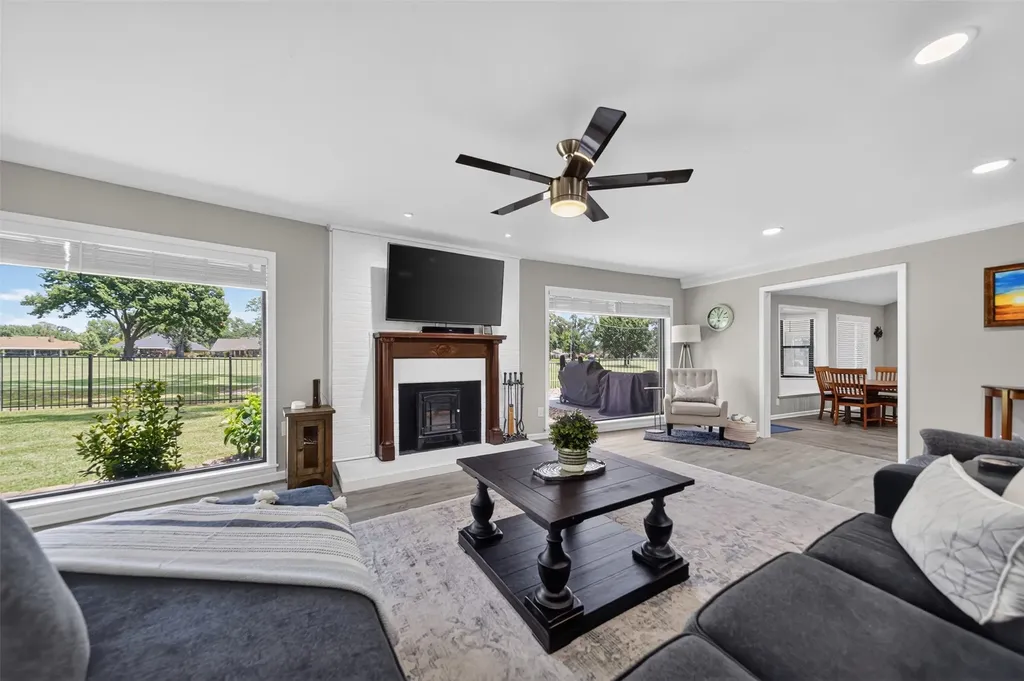 102 Monticello Lane Bullard TX 75757