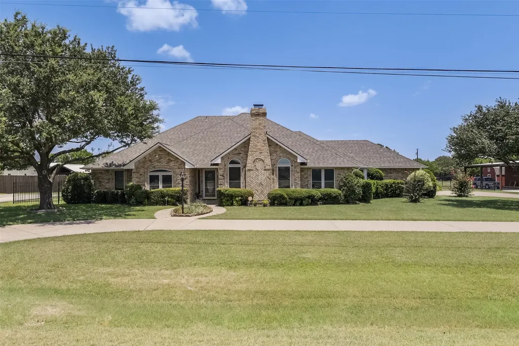 519 Hiwasee Road Waxahachie TX 75165
