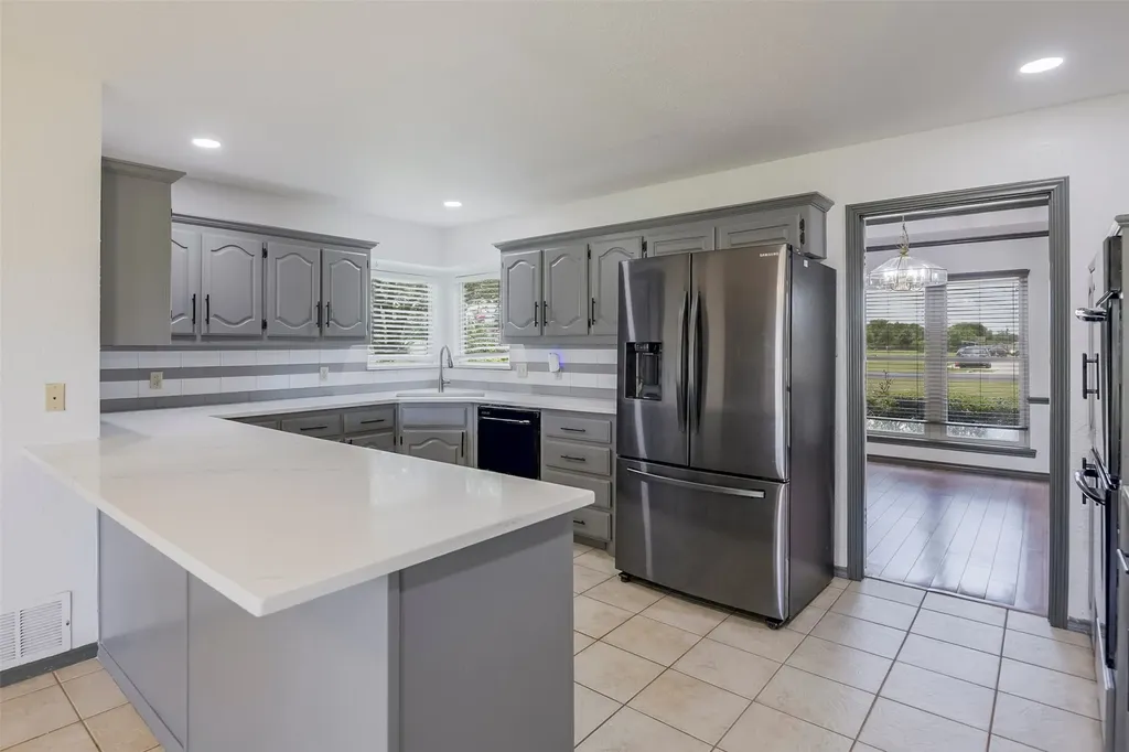 519 Hiwasee Road Waxahachie TX 75165