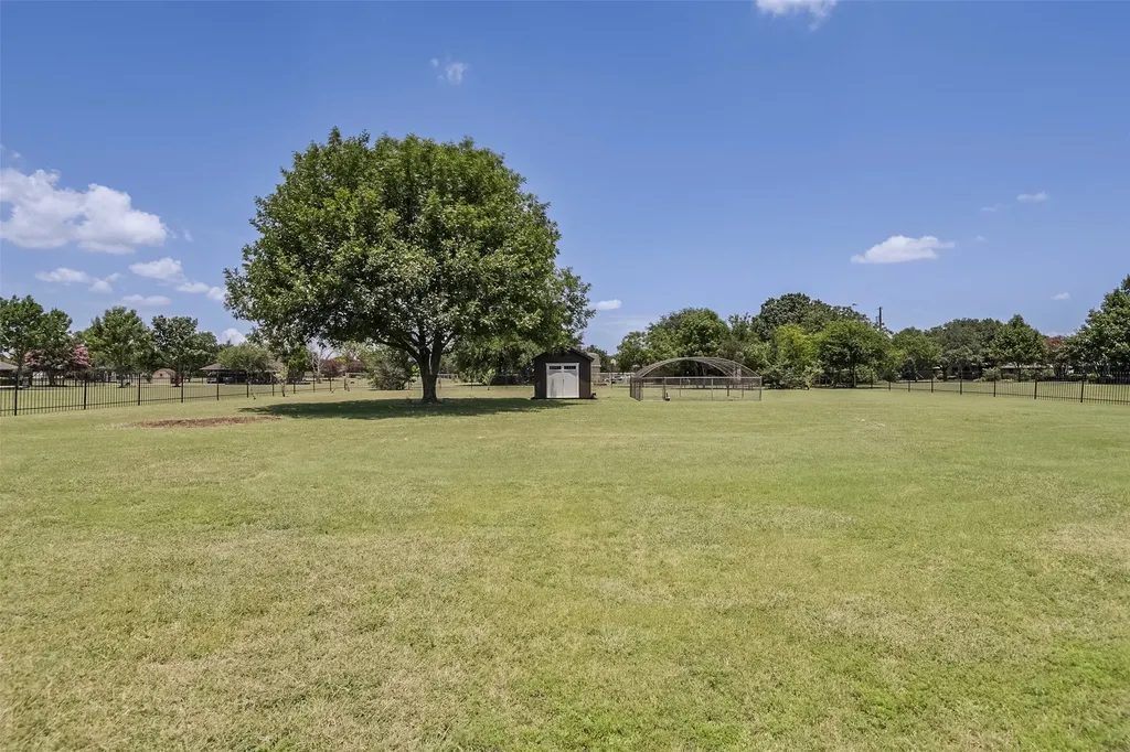 519 Hiwasee Road Waxahachie TX 75165