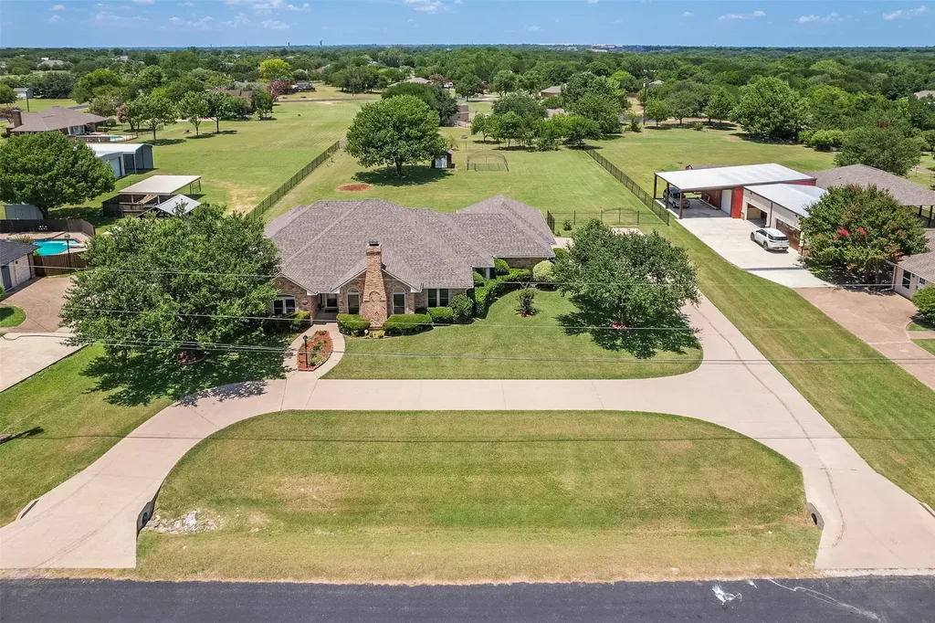 519 Hiwasee Road Waxahachie TX 75165