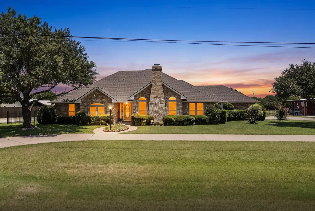 519 Hiwasee Road Waxahachie TX 75165