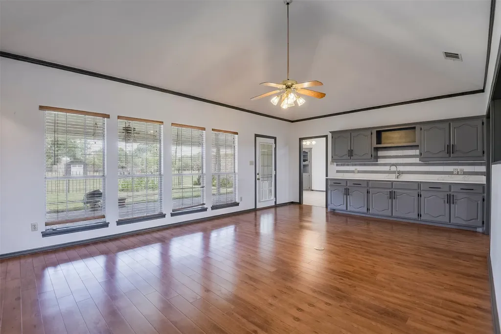 519 Hiwasee Road Waxahachie TX 75165