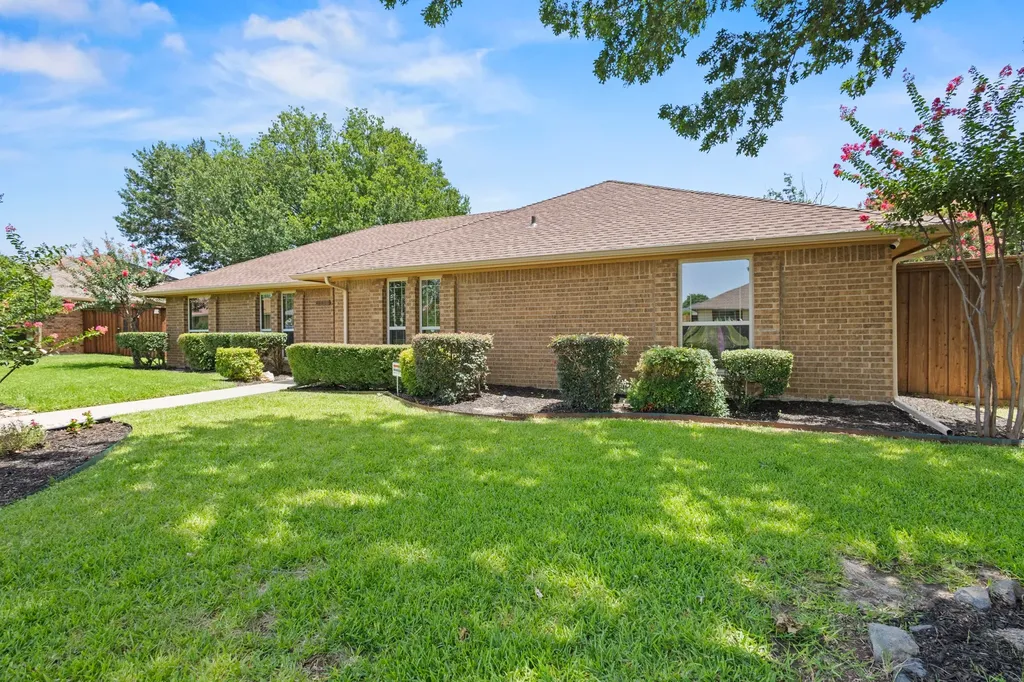 1610 Steenson Drive Carrollton TX 75007