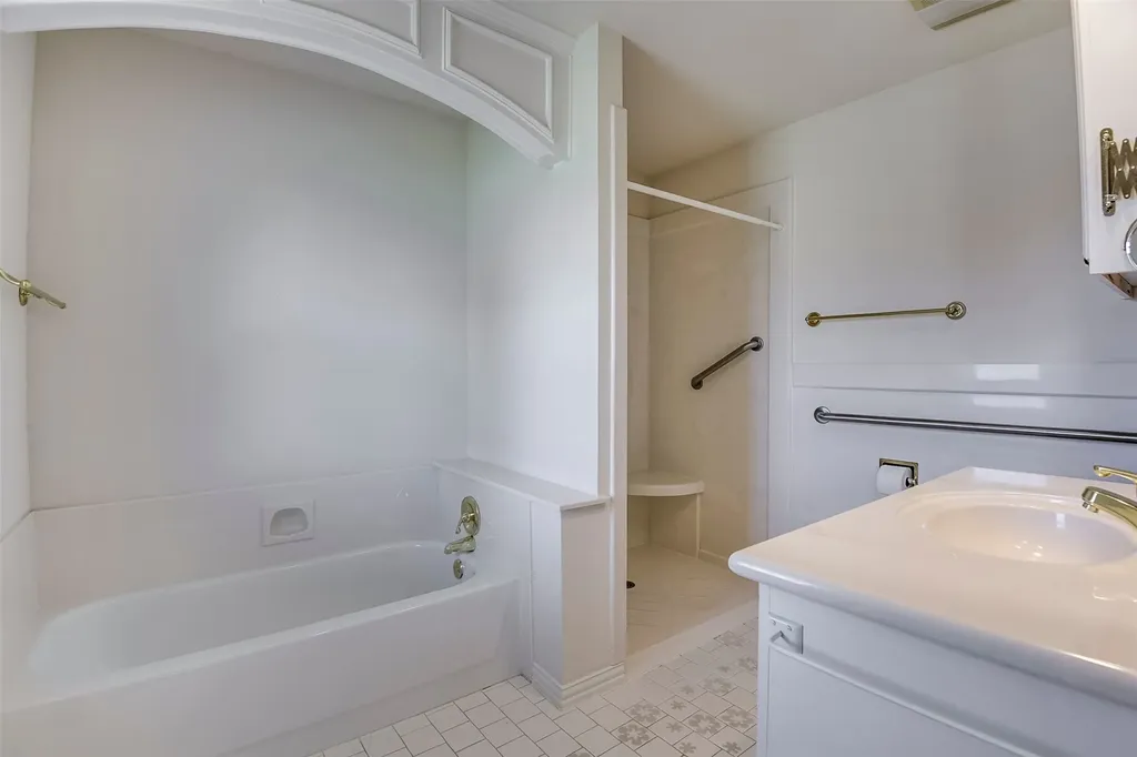 311 Northgate Drive Waxahachie TX 75165