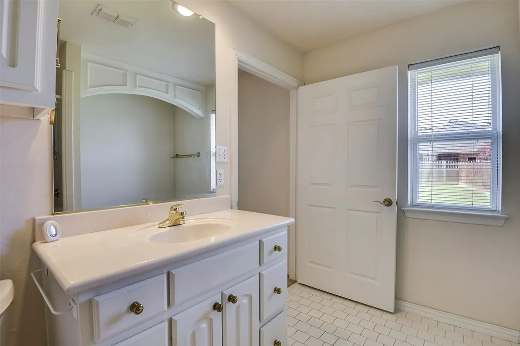 311 Northgate Drive Waxahachie TX 75165
