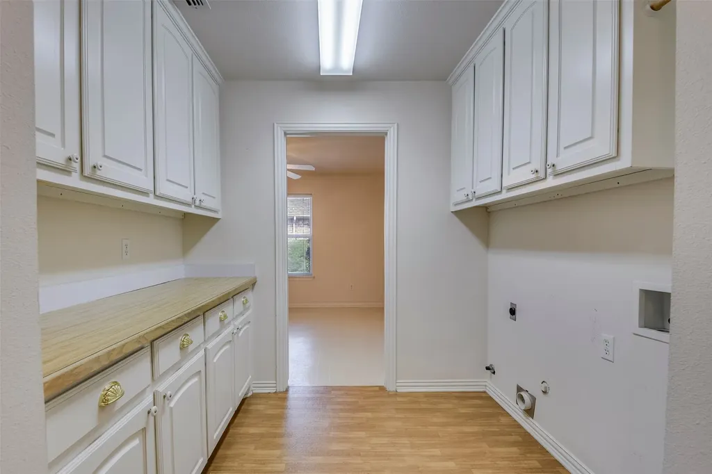 311 Northgate Drive Waxahachie TX 75165