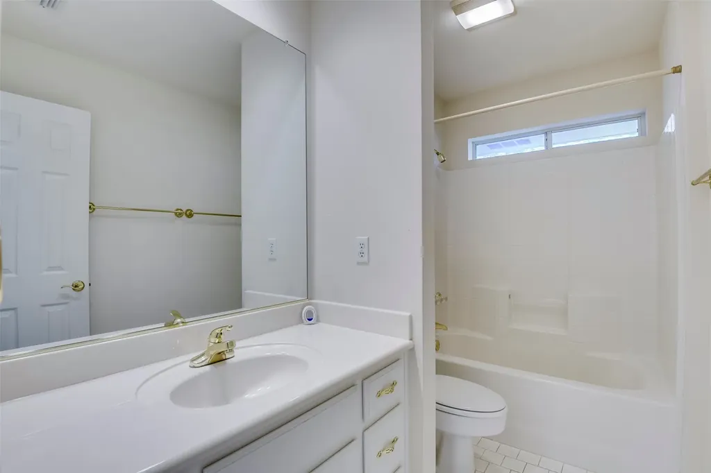 311 Northgate Drive Waxahachie TX 75165