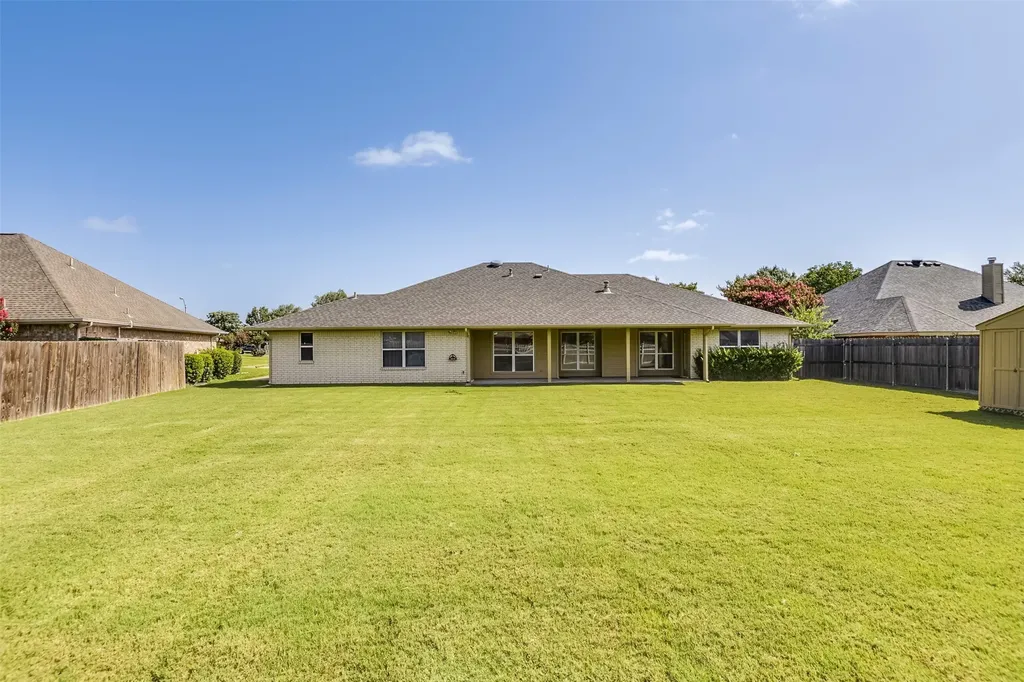311 Northgate Drive Waxahachie TX 75165