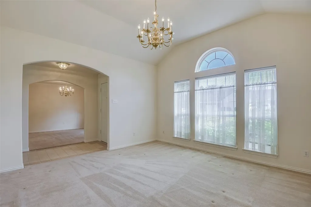311 Northgate Drive Waxahachie TX 75165