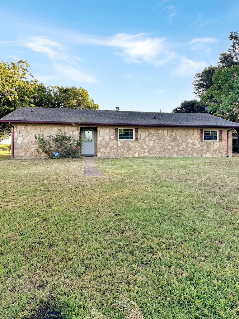 430 Edwards Dublin TX 76446