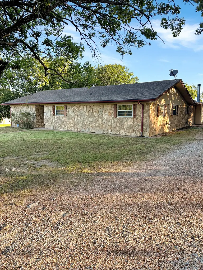 430 Edwards Dublin TX 76446