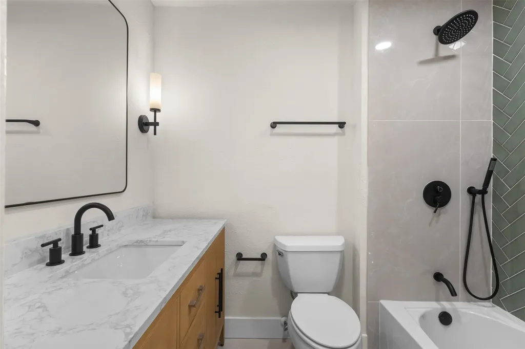5009 Presidio Garland TX 75043