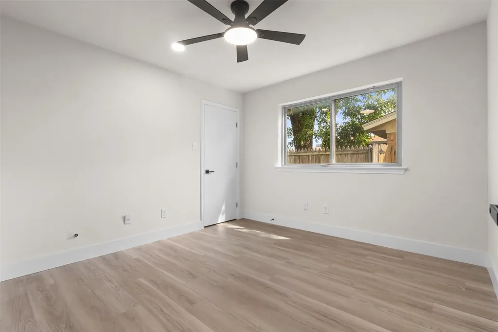 5009 Presidio Garland TX 75043