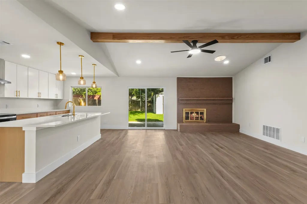 5009 Presidio Garland TX 75043