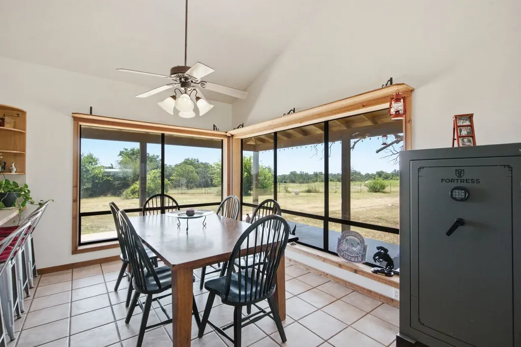 3624 County Road 398 Stephenville TX 76401