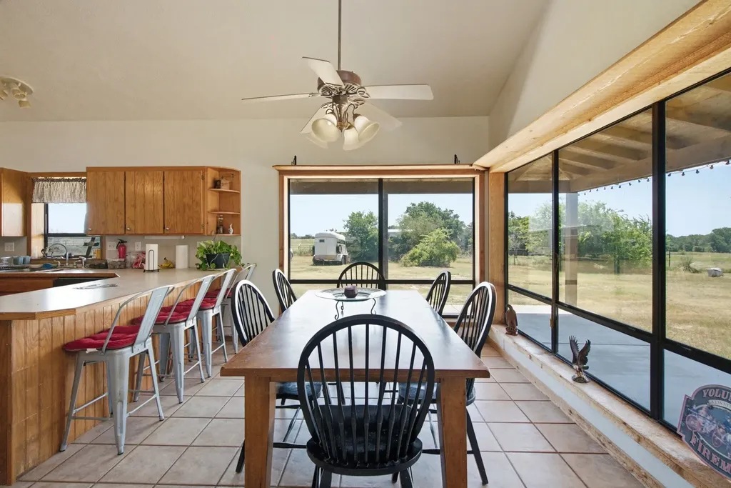 3624 County Road 398 Stephenville TX 76401