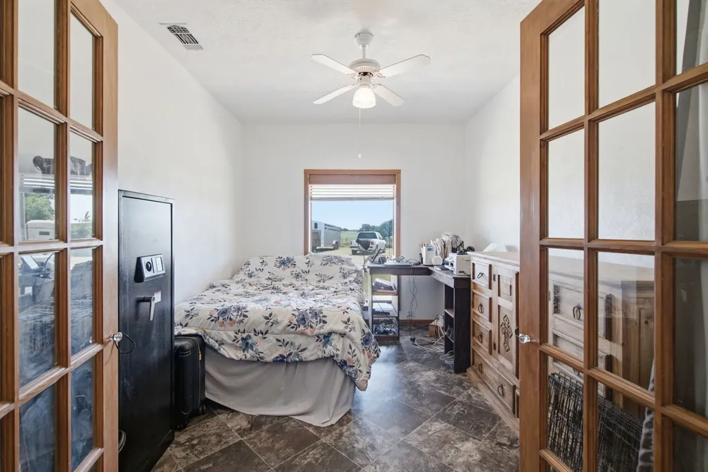 3624 County Road 398 Stephenville TX 76401
