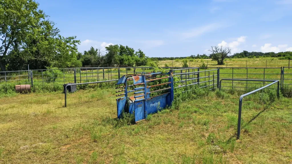 3624 County Road 398 Stephenville TX 76401