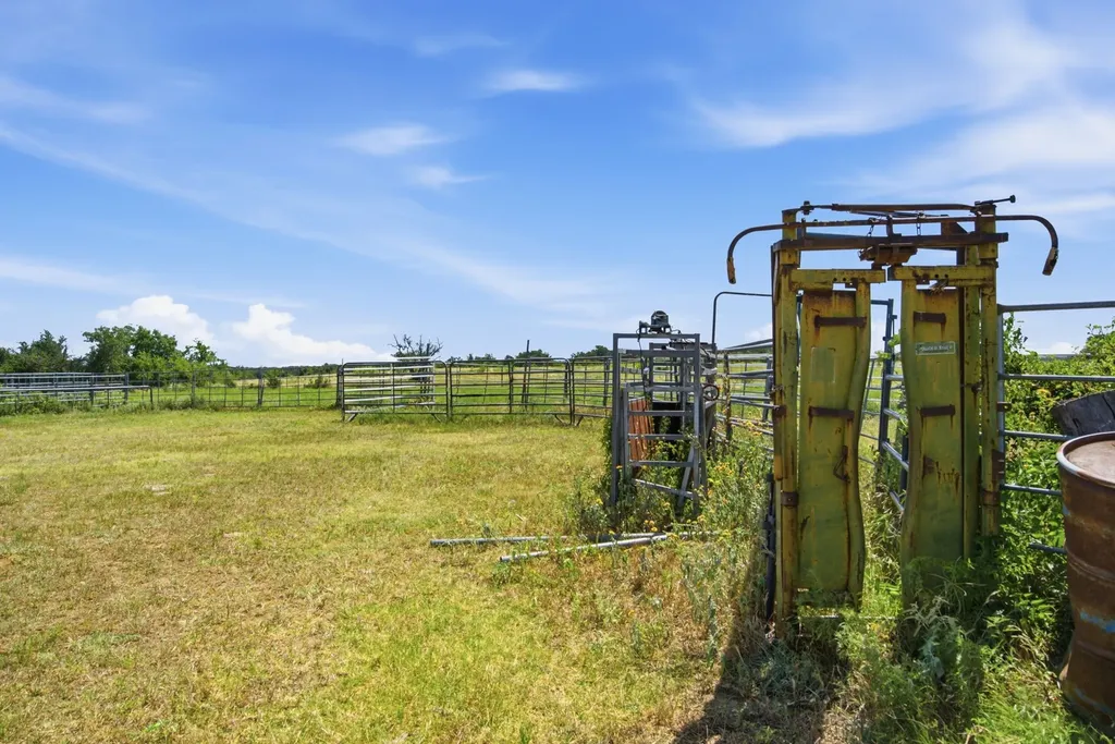 3624 County Road 398 Stephenville TX 76401