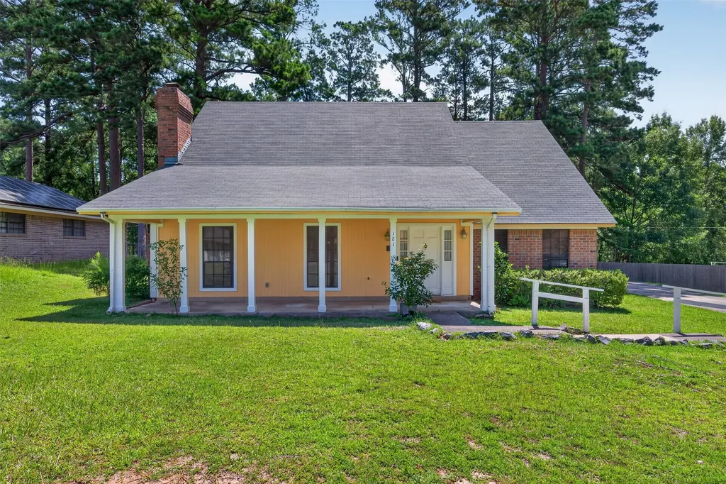 121 Deer Lane Mansfield LA 71052