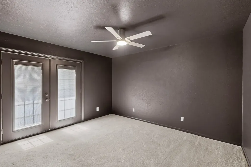 1702 Surrey Circle Grand Prairie TX 75050