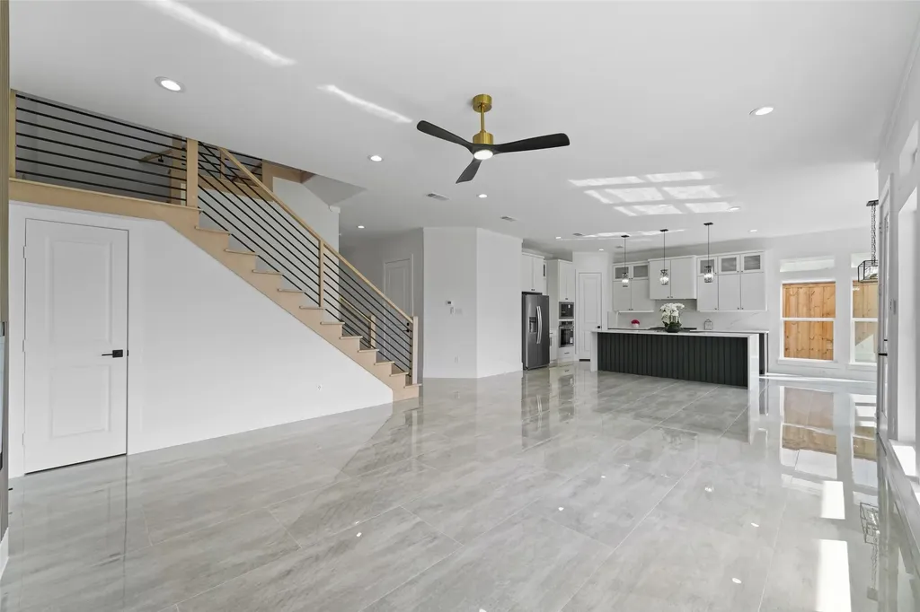 703 Buckalew Street Dallas TX 75208