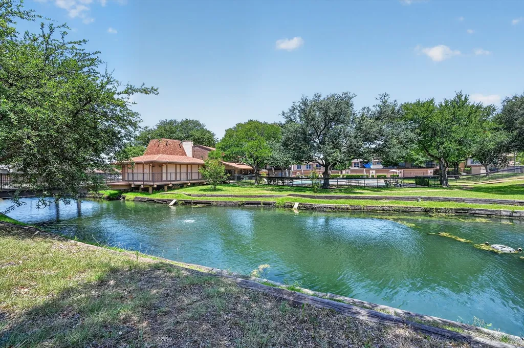 2619 Westgate Drive Arlington TX 76015