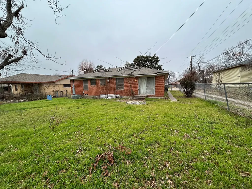 3502 Demaret Drive Mesquite TX 75150