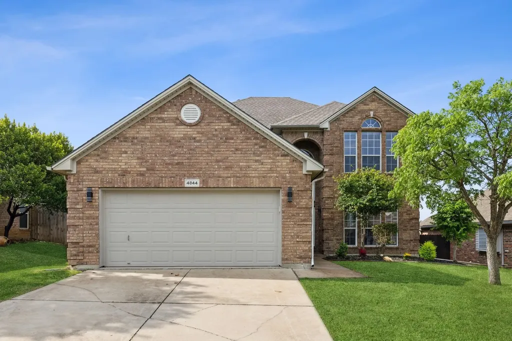 4844 Jodi Drive Fort Worth TX 76244
