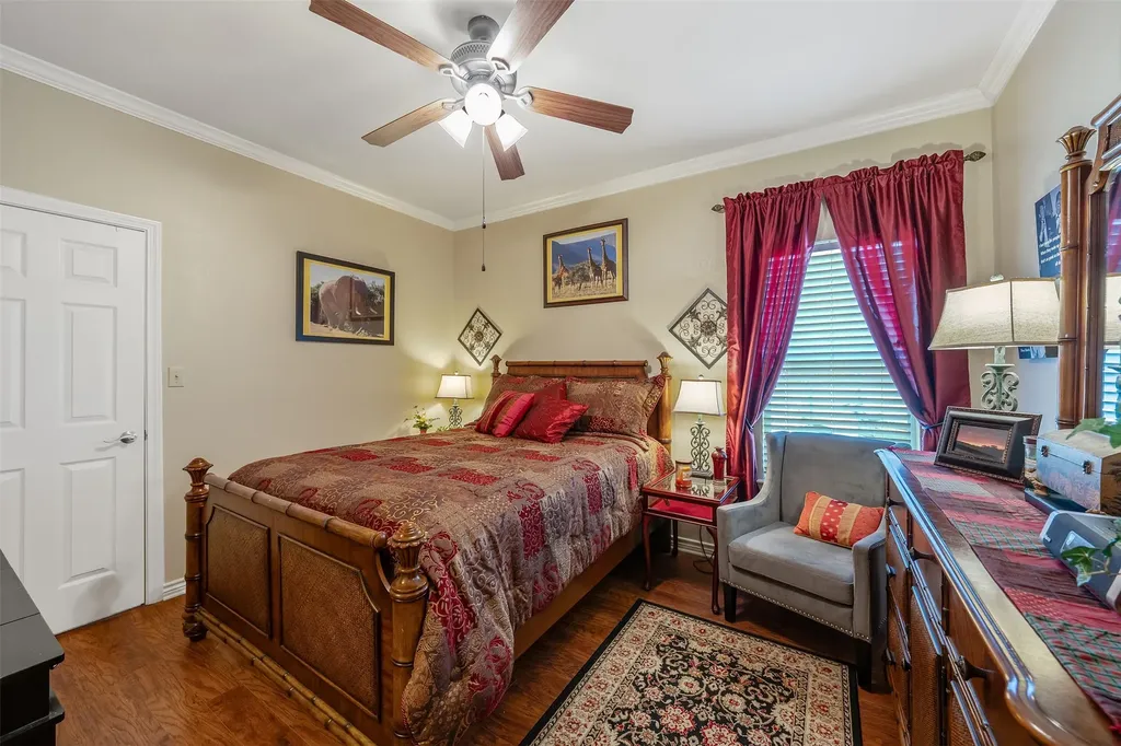 126 E Post Oak Frankston TX 75763