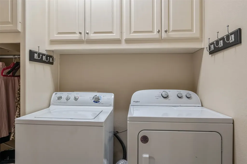 126 E Post Oak Frankston TX 75763