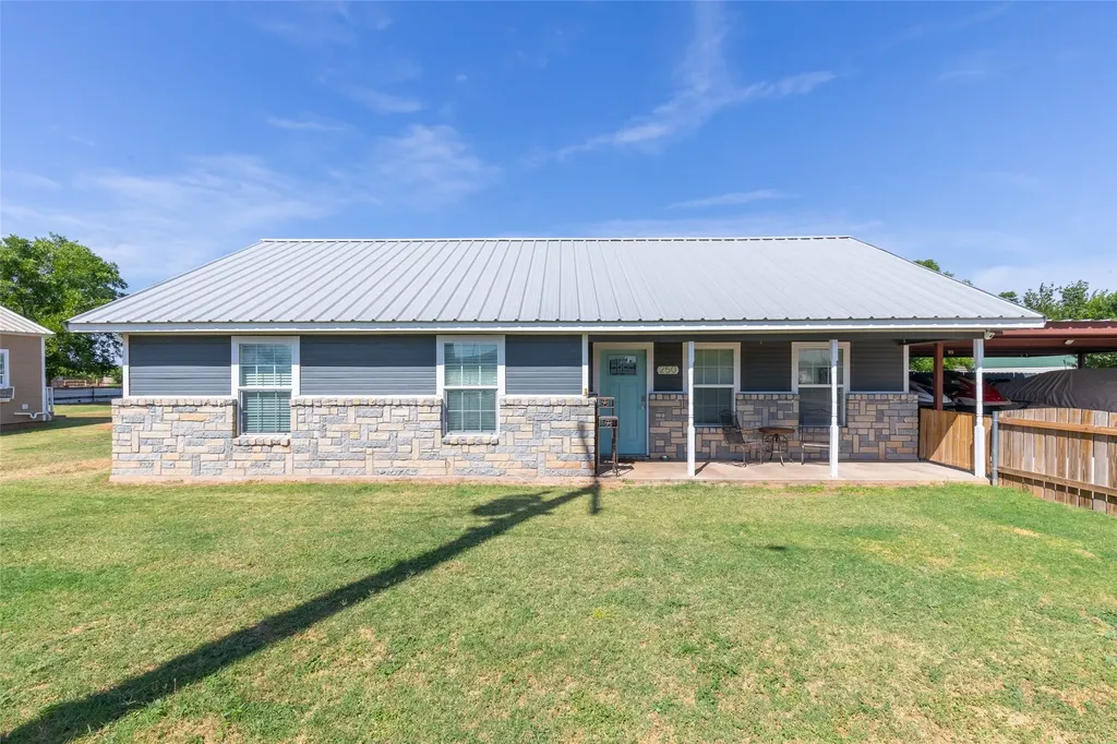 250 5th Street Hawley TX 79525