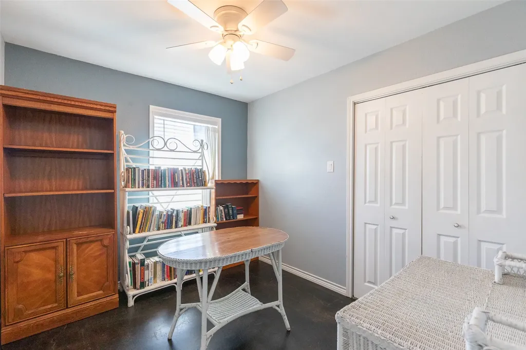 250 5th Street Hawley TX 79525