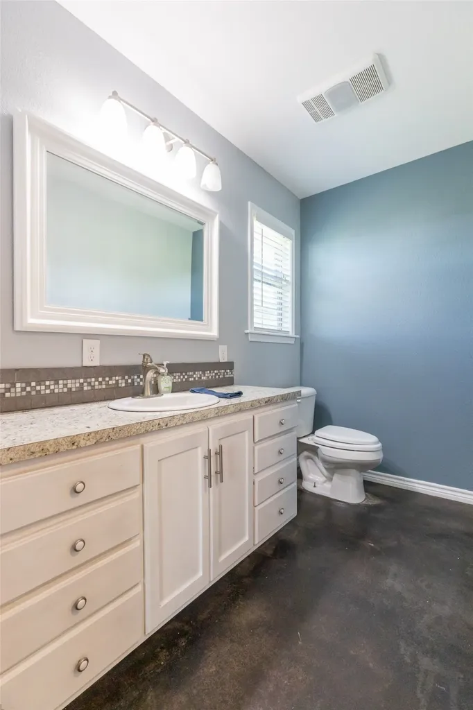 250 5th Street Hawley TX 79525