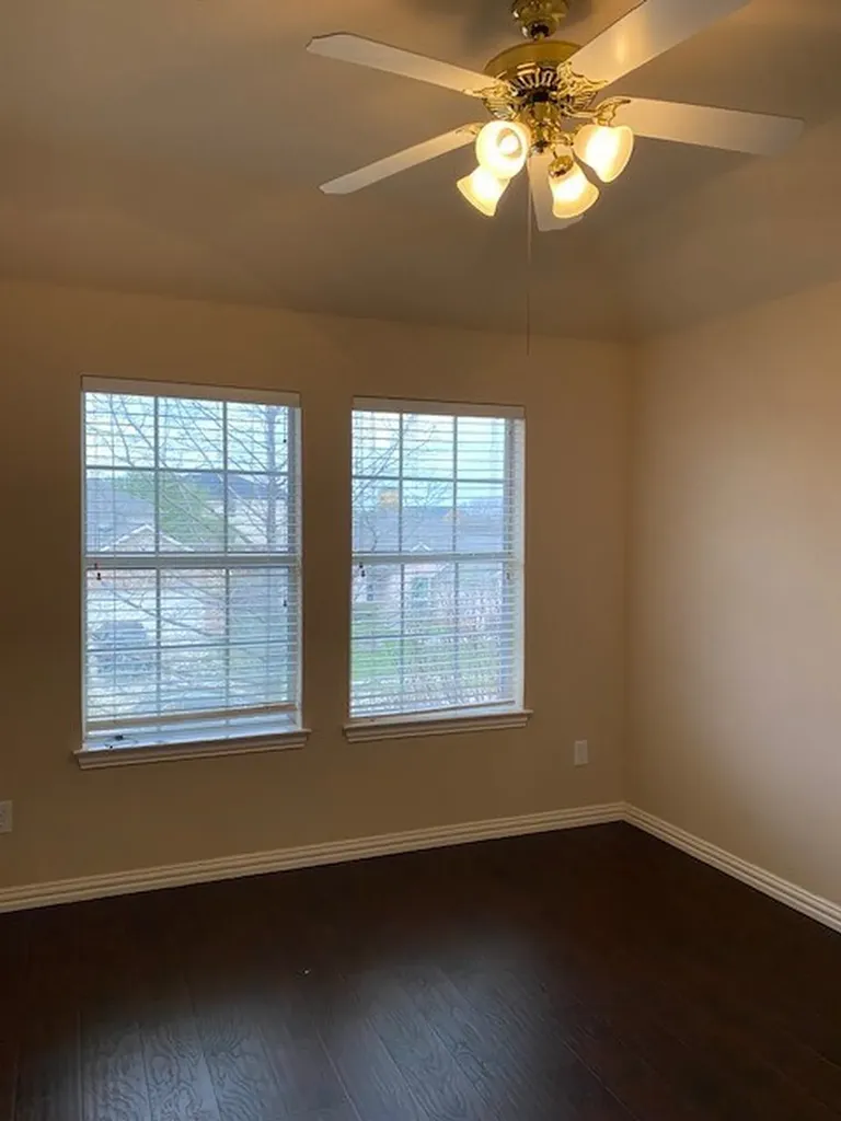 508 Briaroaks Drive Lake Dallas TX 75065