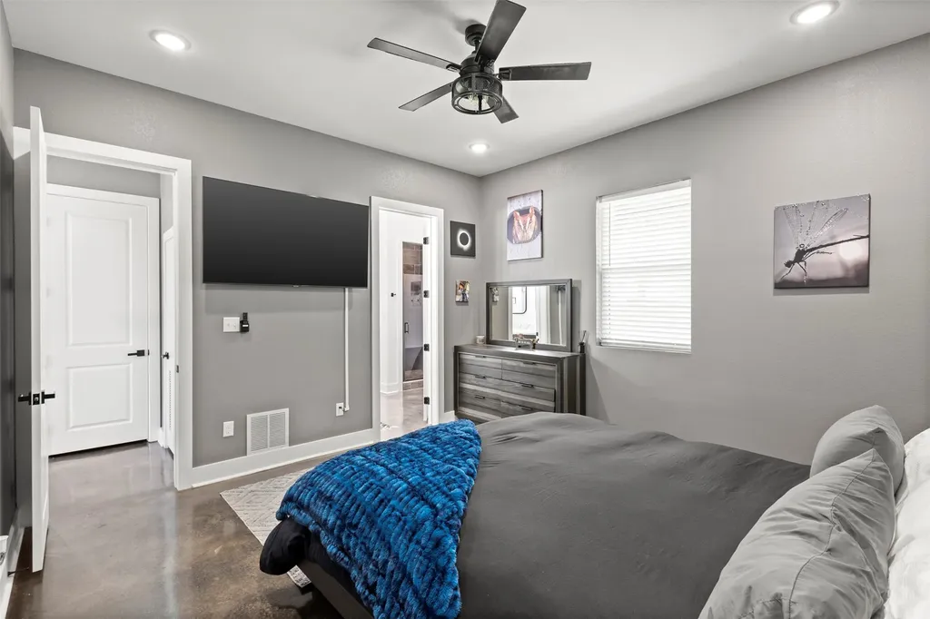 136 Private Road 197 Streetman TX 75859