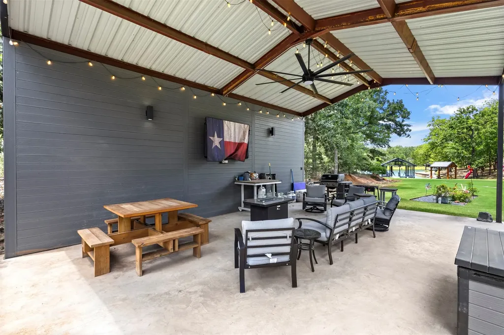 136 Private Road 197 Streetman TX 75859