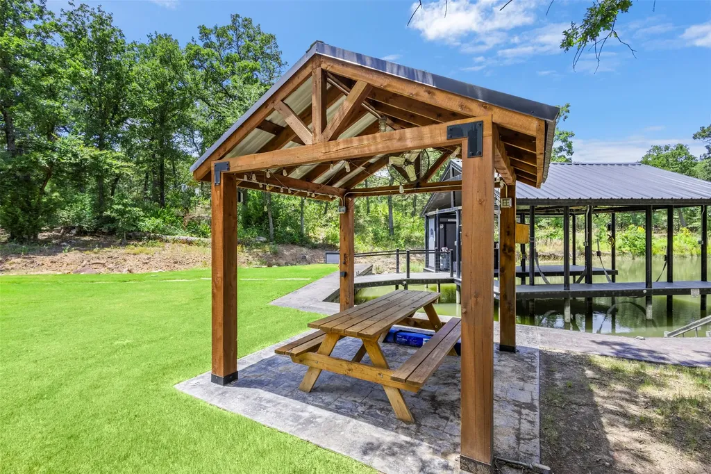 136 Private Road 197 Streetman TX 75859