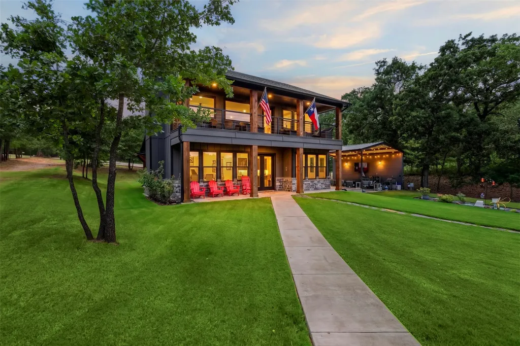 136 Private Road 197 Streetman TX 75859