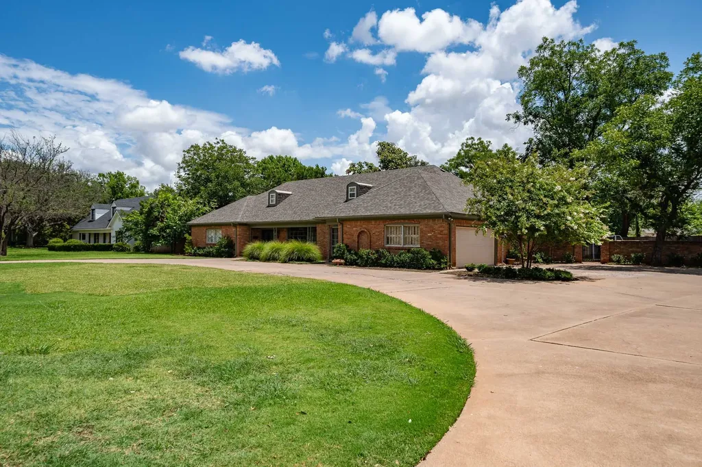 1825 Elmwood Drive Abilene TX 79605
