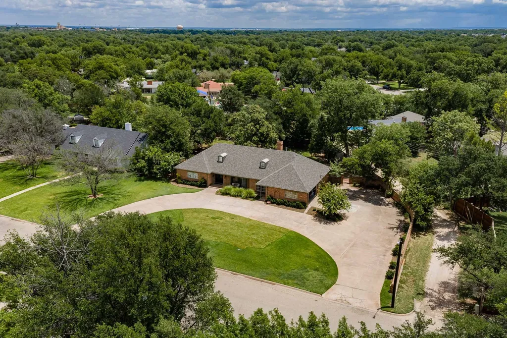 1825 Elmwood Drive Abilene TX 79605