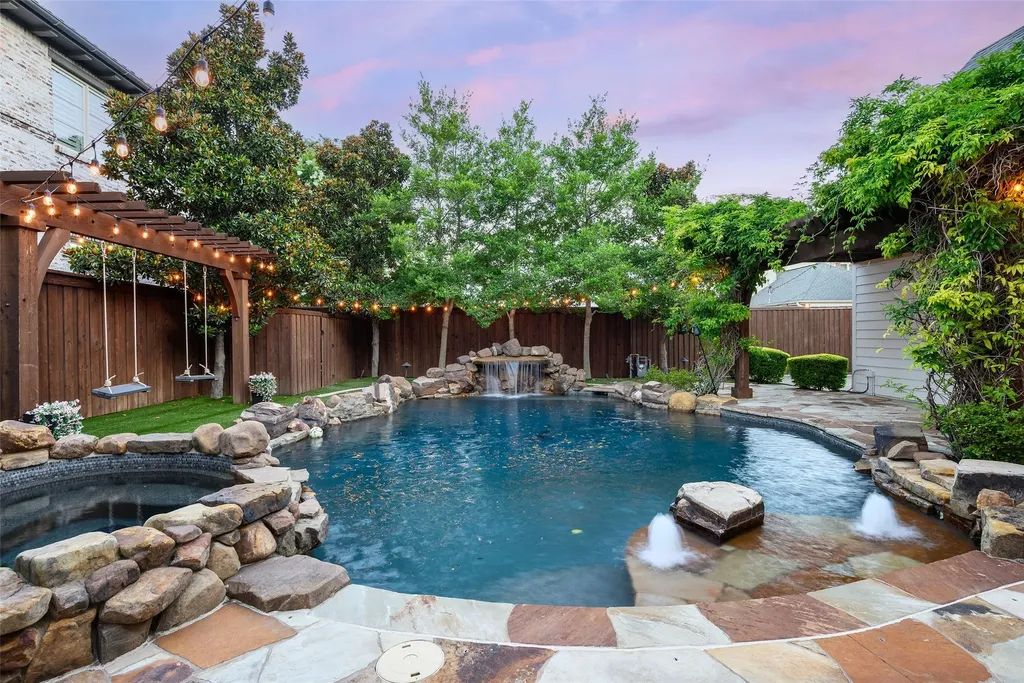 7702 Bryn Mawr Drive Dallas TX 75225