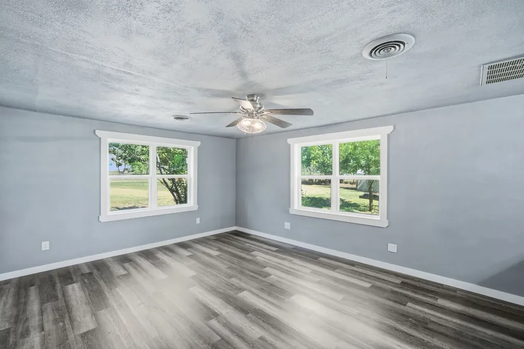 3325 Dove Creek Road Cleburne TX 76031