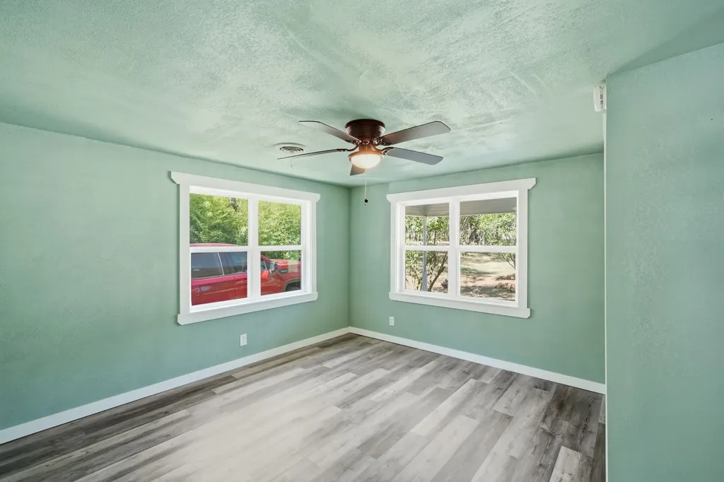 3325 Dove Creek Road Cleburne TX 76031